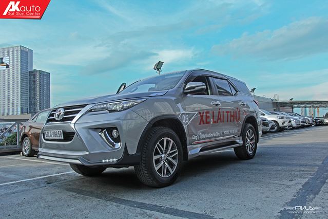 Cận cảnh 4 bộ Body Kit lung linh cho Toyota Fortuner 2017 1 body kit fortuner 2017 mau lexus 1490691370.27558